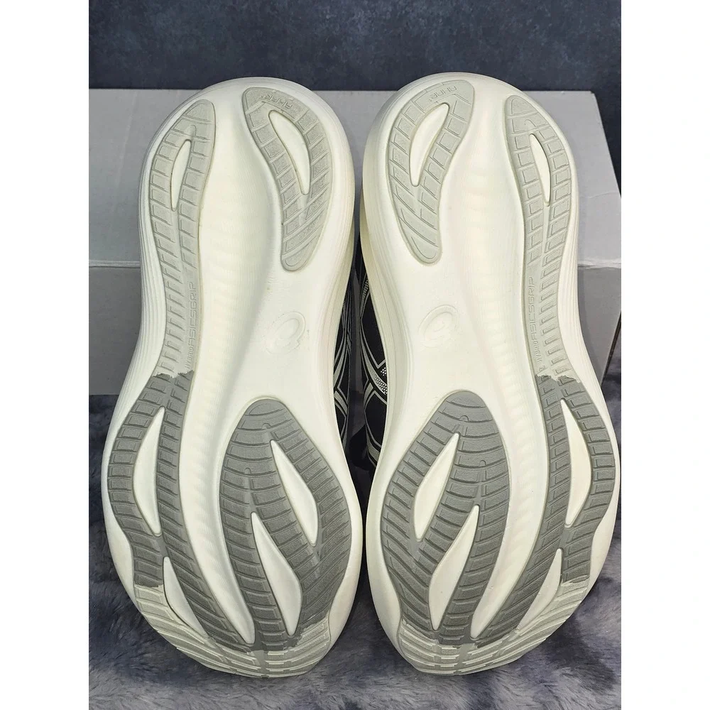 NWOT GEL-Nimbus 27 Black/Lake Grey Running Shoes Women 7 1012B753